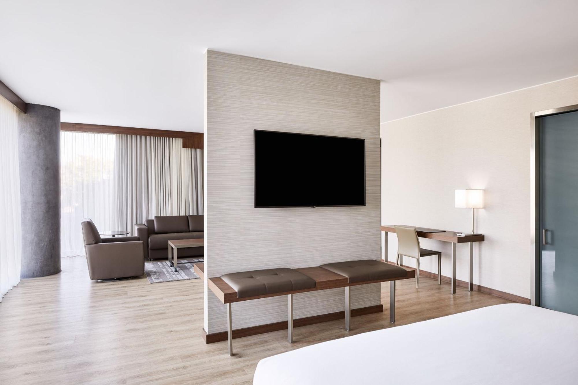 Ac Hotel Phoenix Biltmore Esterno foto